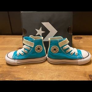 Infant Converse - never worn